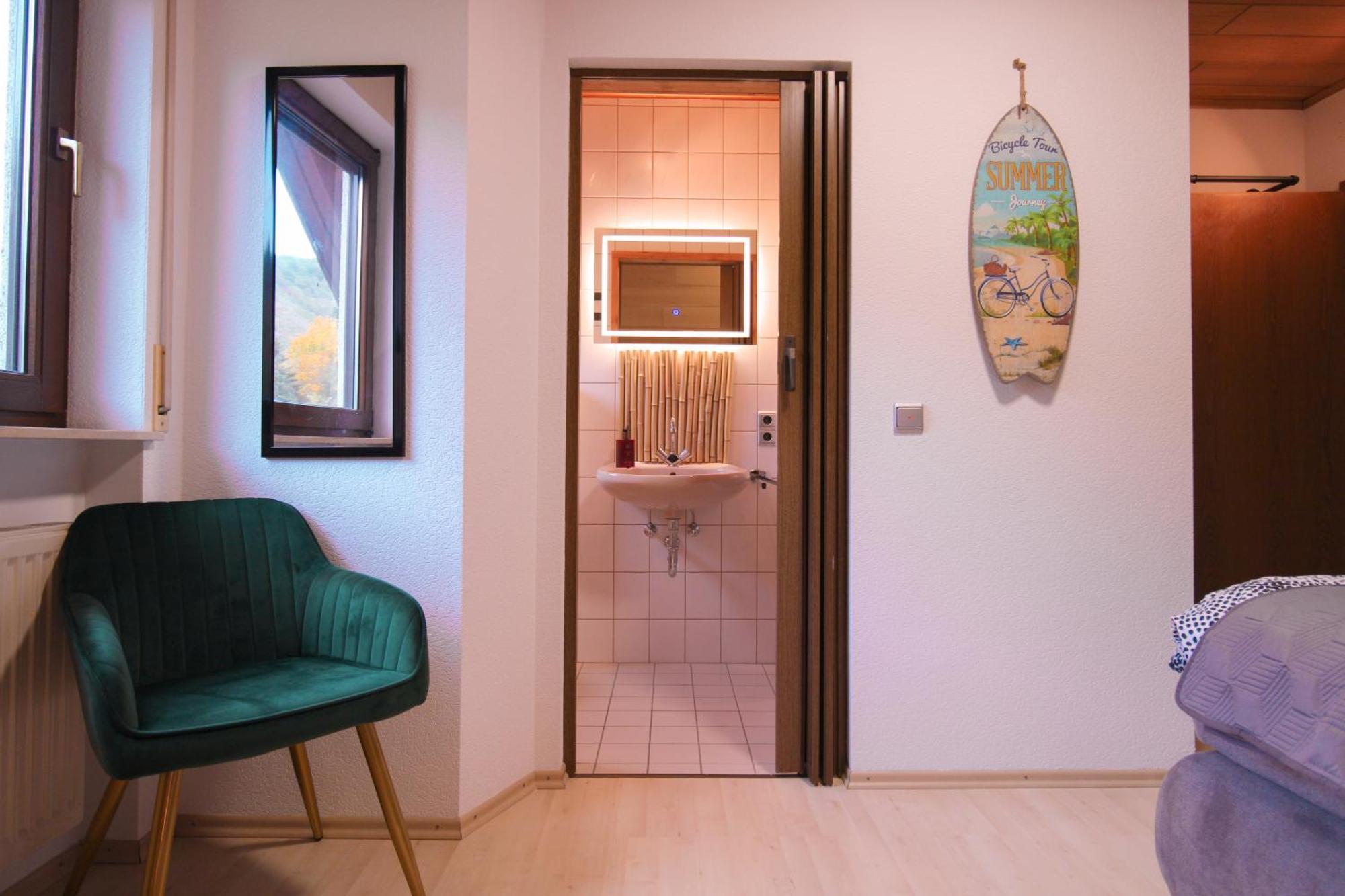 Stilvolle Wellness-Ferienwohnung In Neef Whirlpool, Sauna, Grill, Fitness, Billard & Moselblick 외부 사진