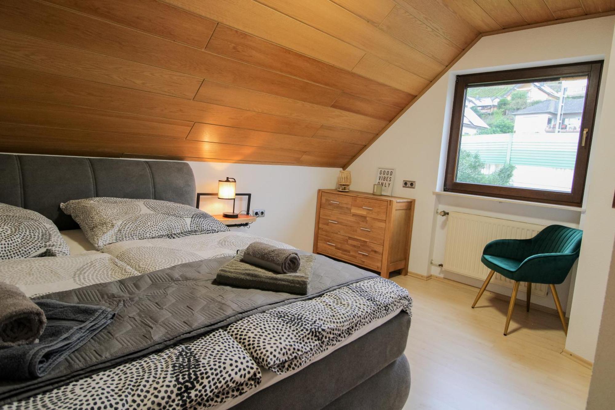 Stilvolle Wellness-Ferienwohnung In Neef Whirlpool, Sauna, Grill, Fitness, Billard & Moselblick 외부 사진
